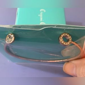 Lovely Origami Owl adjustable rhinestone bracelet in gold tone- new in package